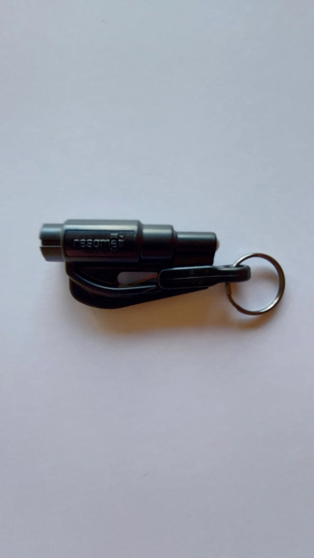 Resqme® car escape tool