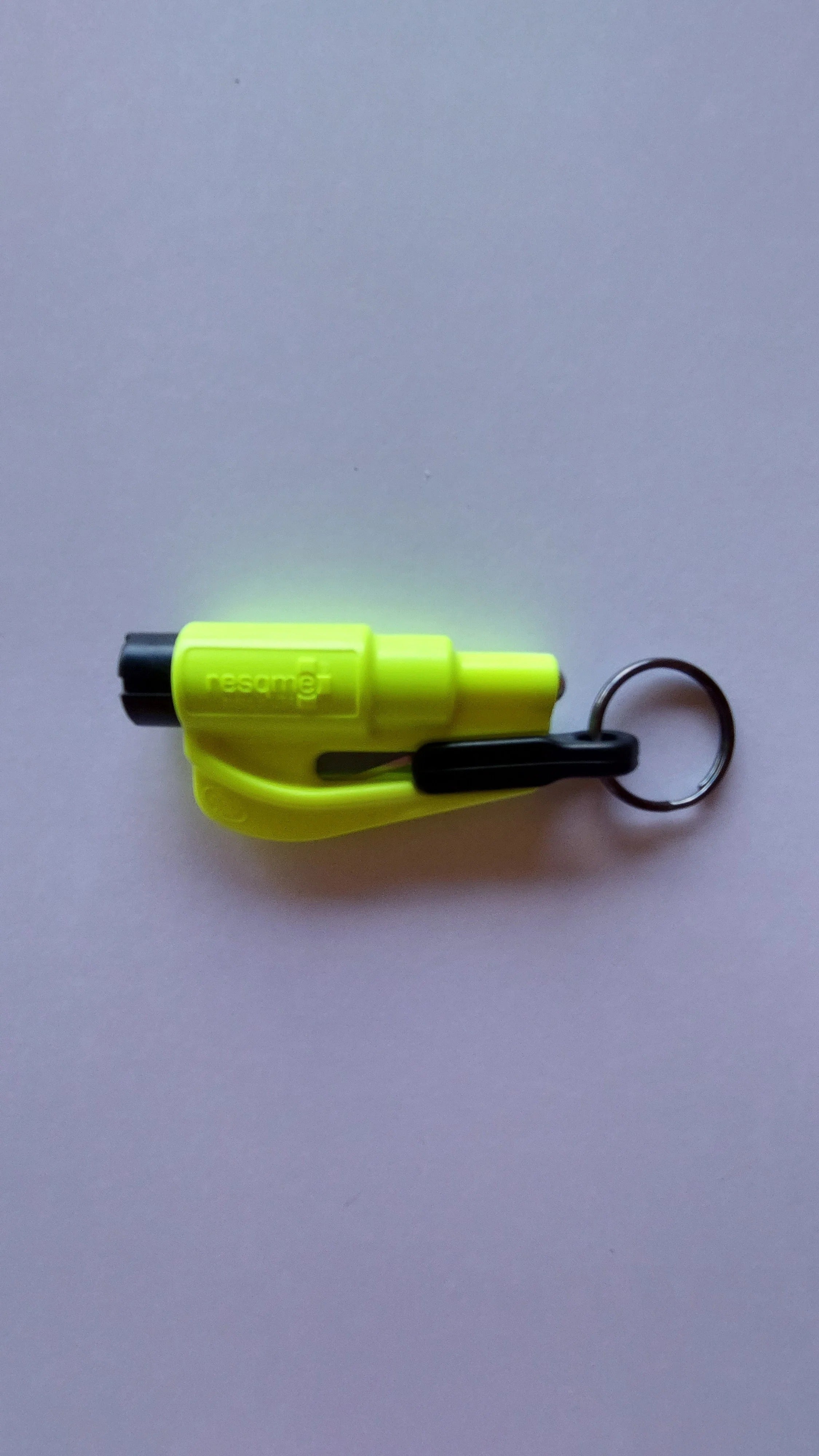 Resqme® car escape tool