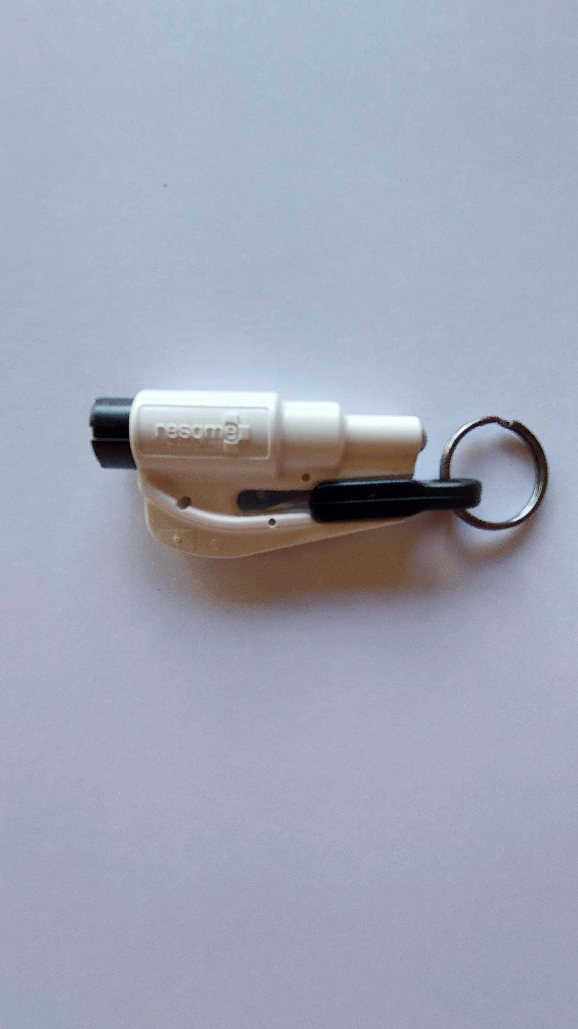 Resqme® car escape tool