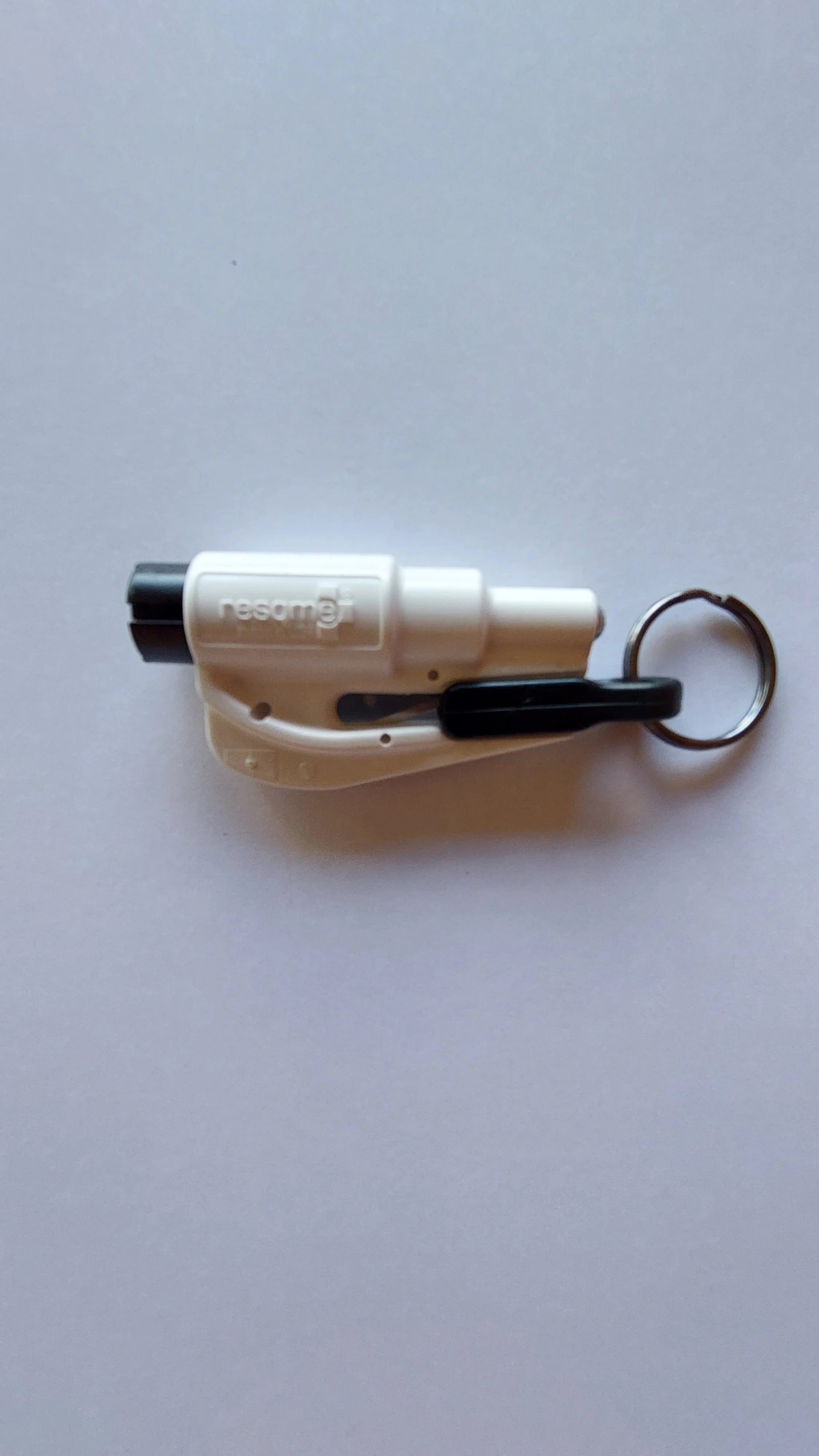 Resqme® car escape tool