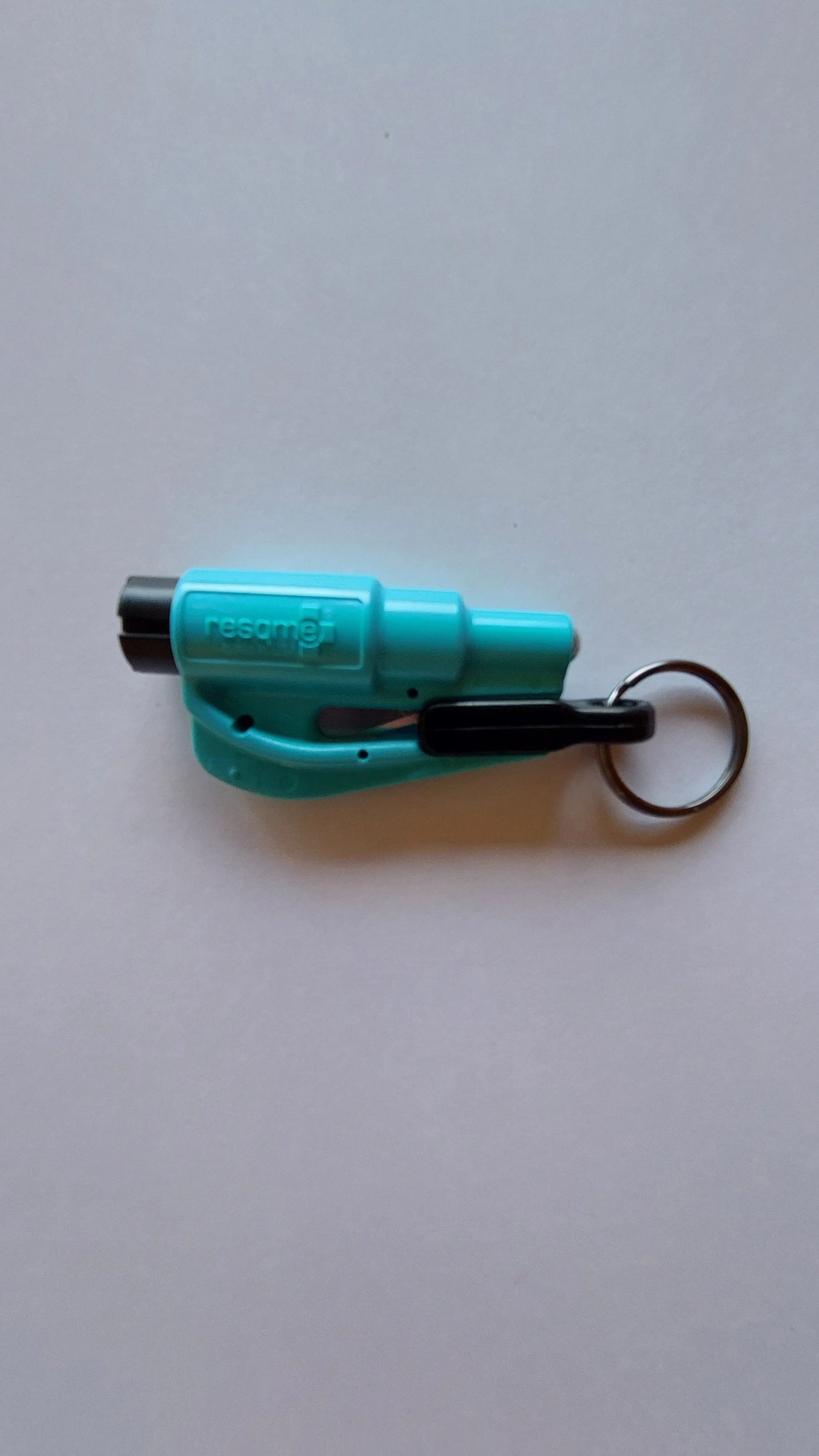 Resqme® car escape tool